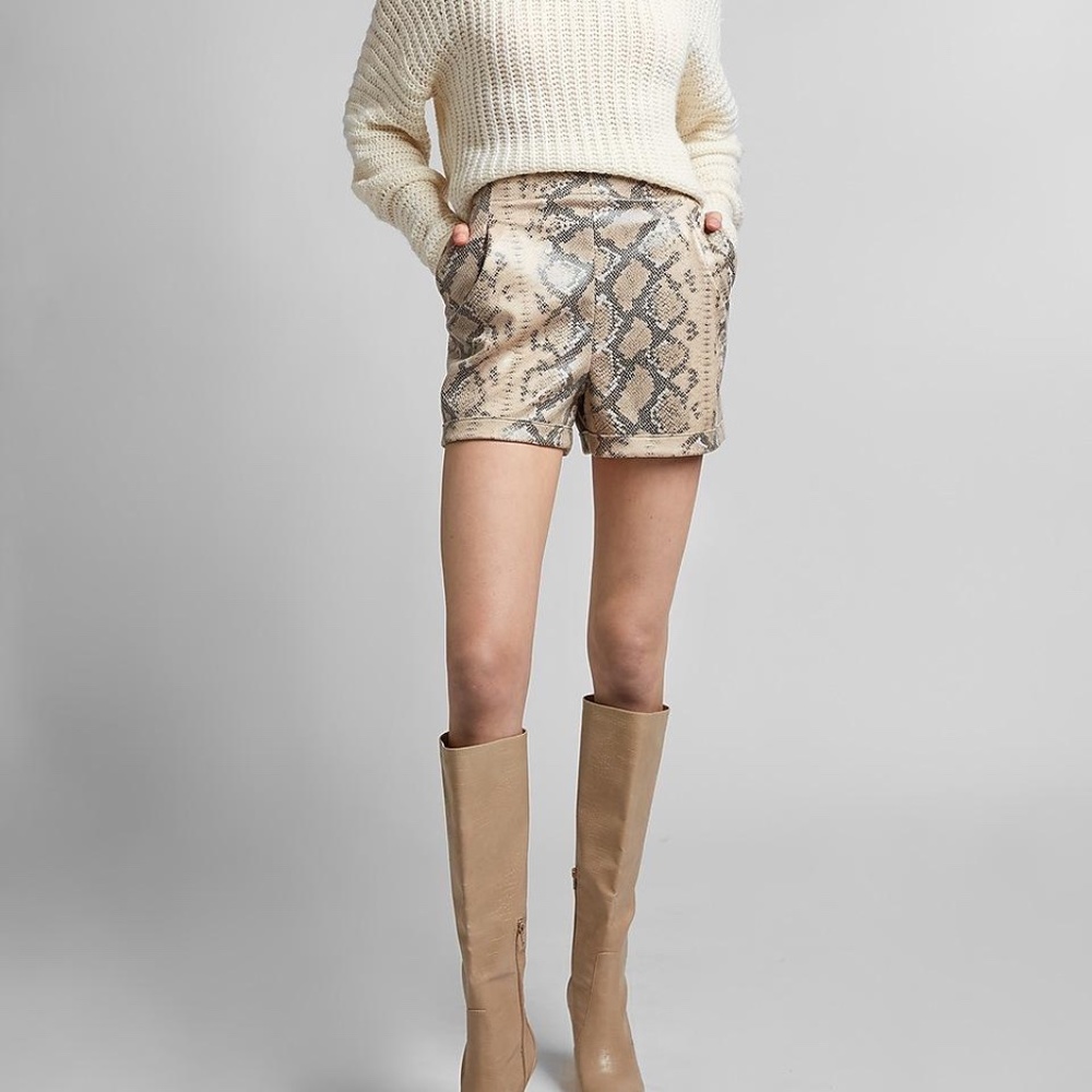 Express Faux Leather High Waist Snakeskin Shorts size 10
